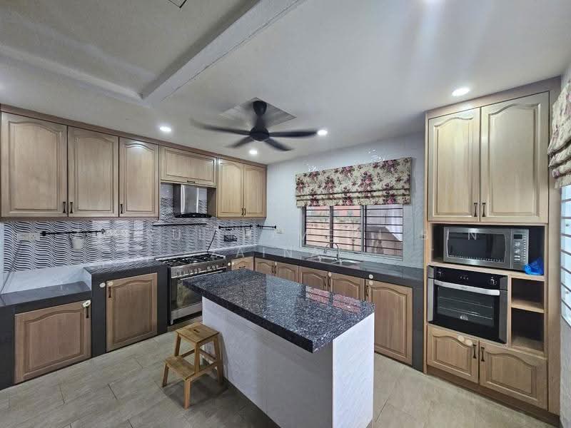 Rumah Teres 2-Tingkat untuk Dijual di Denai Alam (Shah Alam) - Zairul Hamedi Bin Zainal - Kitchen - PropertyGuru.com.my