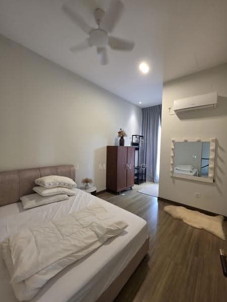 Semi-Detached House for Rent in Setia Tropika (Johor Bahru) - Jim Ng - Bedroom - PropertyGuru.com.my