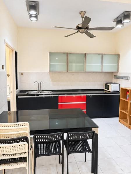Kondominium untuk Disewa di Casa Tropicana - KEN FARM - Kitchen - PropertyGuru.com.my