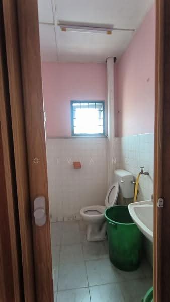 2-storey Terraced House for Sale in Taman Muda (Ampang) - Olivia Ng - Bathroom - PropertyGuru.com.my