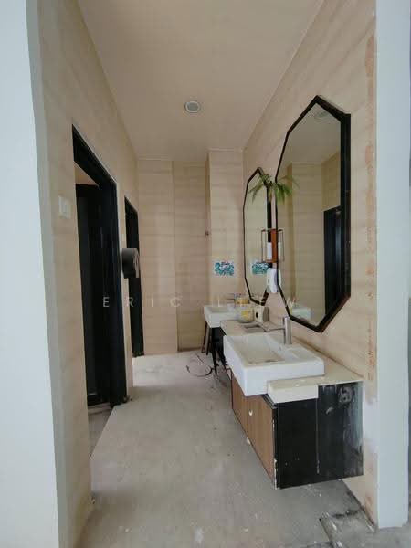 Shop for Rent in Danau Kota (Setapak) - Eric Liew - Bathroom - PropertyGuru.com.my