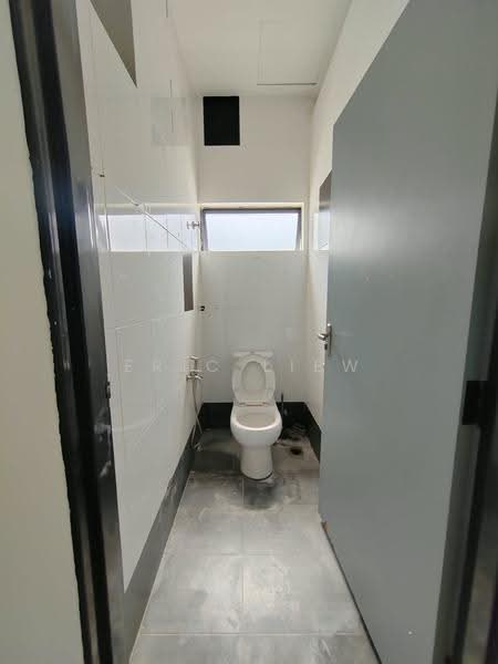 Shop for Rent in Danau Kota (Setapak) - Eric Liew - Bathroom - PropertyGuru.com.my