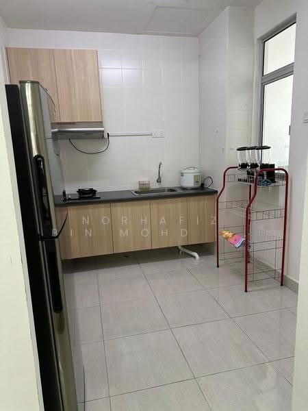 Kediaman Servis untuk Disewa di BSP 21 - Norhafiz Bin Mohd Nor - Kitchen - PropertyGuru.com.my