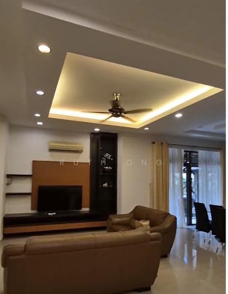 Rumah Berkembar untuk Disewa di Batu Ferringhi (Penang) - Ruth Ong - Living Room - PropertyGuru.com.my
