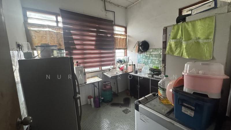 Rumah Teres 1-Tingkat untuk Dijual di Senawang (Negeri Sembilan) - Nurain Rosman - Kitchen - PropertyGuru.com.my