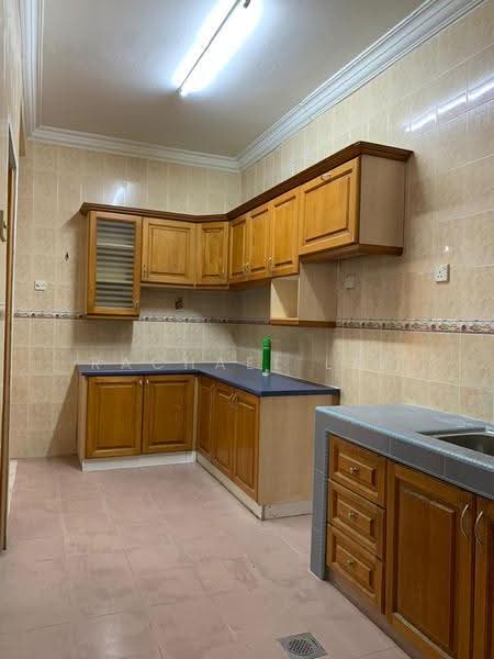 2-storey Terraced House for Rent in Puchong (Selangor) - Rachael Lee - Kitchen - PropertyGuru.com.my