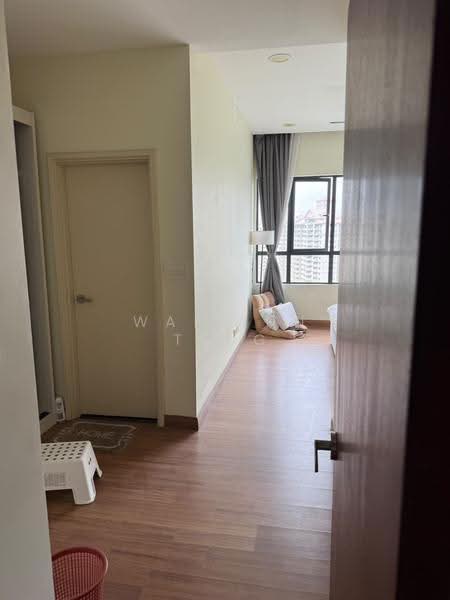 Kondominium untuk Disewa di KM1 West - Wai Ann Teng - Corridor - PropertyGuru.com.my
