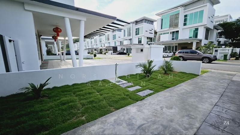Bungalow House for Rent in Cyberjaya (Selangor) - Norsyahidah Razlan - Exterior - PropertyGuru.com.my