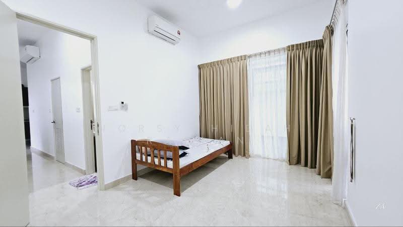 Bungalow House for Rent in Cyberjaya (Selangor) - Norsyahidah Razlan - Bedroom - PropertyGuru.com.my