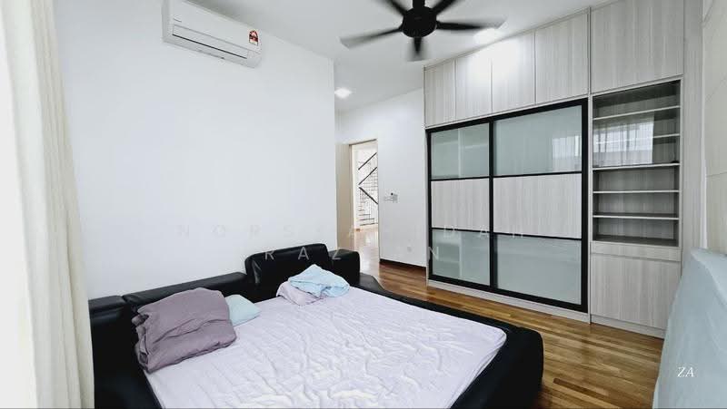 Bungalow House for Rent in Cyberjaya (Selangor) - Norsyahidah Razlan - Bedroom - PropertyGuru.com.my