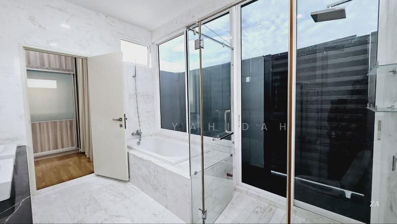 Bungalow House for Rent in Cyberjaya (Selangor) - Norsyahidah Razlan - Bathroom - PropertyGuru.com.my