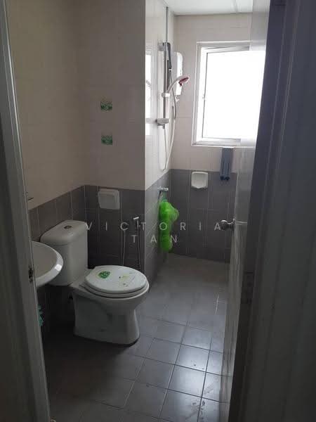 Kondominium untuk Disewa di Selayang Point - Victoria Tan - Bathroom - PropertyGuru.com.my