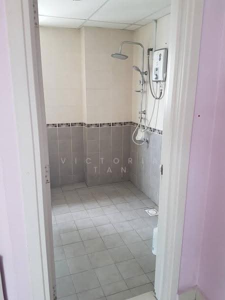 Kondominium untuk Disewa di Selayang Point - Victoria Tan - Bathroom - PropertyGuru.com.my