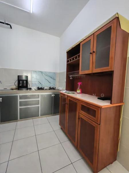 Apartment for Rent at Residensi Seri Wahyu - Frankie Sing - Kitchen - PropertyGuru.com.my