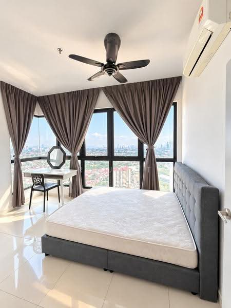 Kediaman Servis untuk Disewa di Residential Suites @ HighPark - Marcus Tee - Bedroom - PropertyGuru.com.my