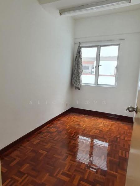 Kondominium untuk Dijual di Sri Pelangi Condominiums - Alice Tong - Bedroom - PropertyGuru.com.my
