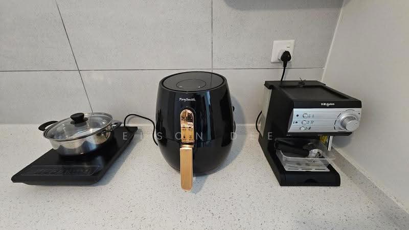 Kediaman Servis untuk Disewa di Vivo Executive Apartment - Elson Dee - Kitchen - PropertyGuru.com.my
