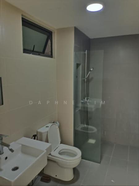 Service Residence for Sale at Avantas Residences - Daphne Lim - Bathroom - PropertyGuru.com.my