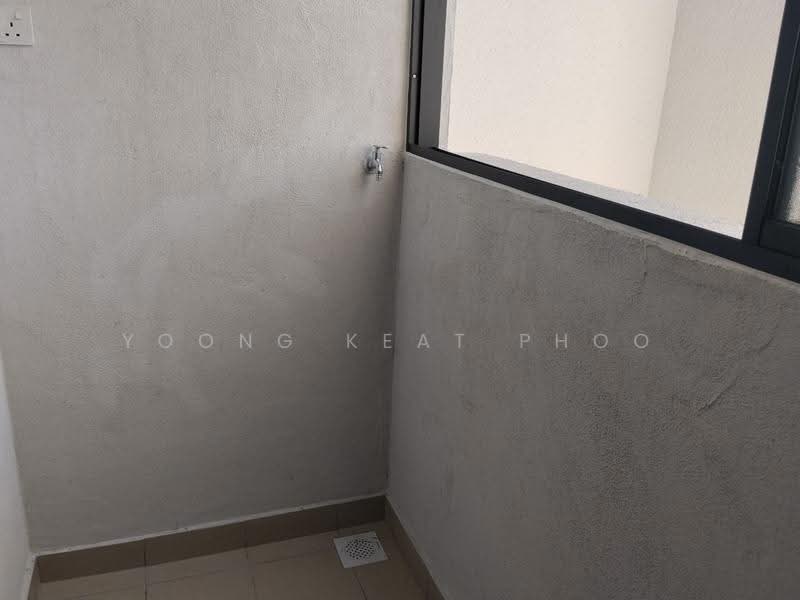 Pangsapuri untuk Disewa di Residensi Akasia Jubilee - Yoong Keat Phoo - Balcony - PropertyGuru.com.my
