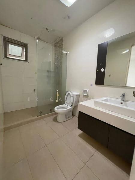 Kondominium untuk Dijual di Riverine Sapphire - Erica Bong - Bathroom - PropertyGuru.com.my
