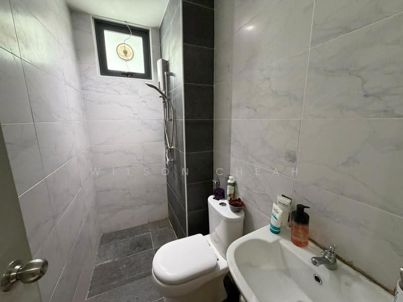 Condominium for Sale at Eco Bloom - Wilson Cheah - Bathroom - PropertyGuru.com.my
