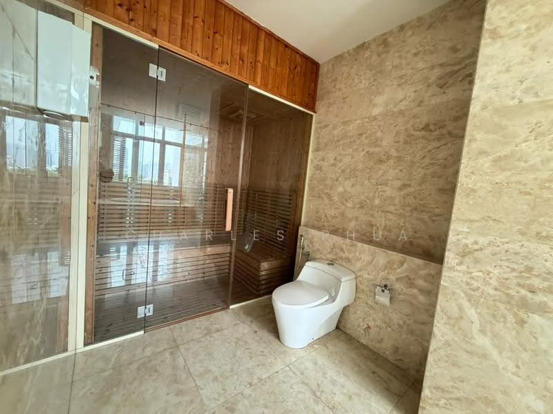 Kondominium untuk Dijual di Kenny Hills Residence - Charles Phua - Bathroom - PropertyGuru.com.my