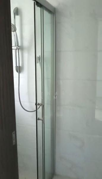 Service Residence for Sale at Ataraxia Park @ Forest City - Bernard Lim - Bathroom - PropertyGuru.com.my
