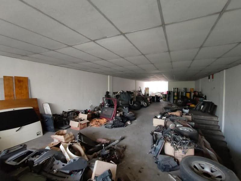 Kedai untuk Dijual di Rawang Perdana 2 (Rawang) - SK Luk - Interior - PropertyGuru.com.my
