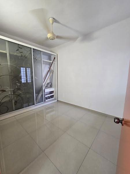 Apartment for Sale at Seri Kasturi - Tobey G - Bedroom - PropertyGuru.com.my