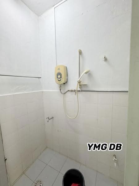 2-storey Terraced House for Sale in Taman Bunga Melor (Klang) - Stephanie Lim - Bathroom - PropertyGuru.com.my