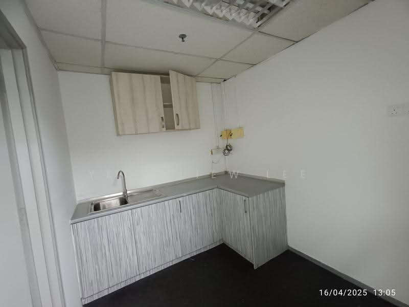 Shop / Office for Rent in Kelana Jaya (Petaling Jaya) - Yeoh Liew Lee - Kitchen - PropertyGuru.com.my