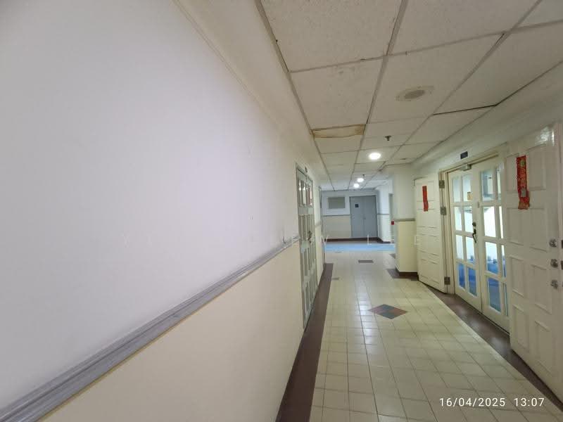 Shop / Office for Rent in Kelana Jaya (Petaling Jaya) - Yeoh Liew Lee - Corridor - PropertyGuru.com.my
