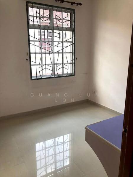 Rumah Teres untuk Dijual di Taman Setia Indah (Tebrau) - Guang Jun Loh - Bedroom - PropertyGuru.com.my