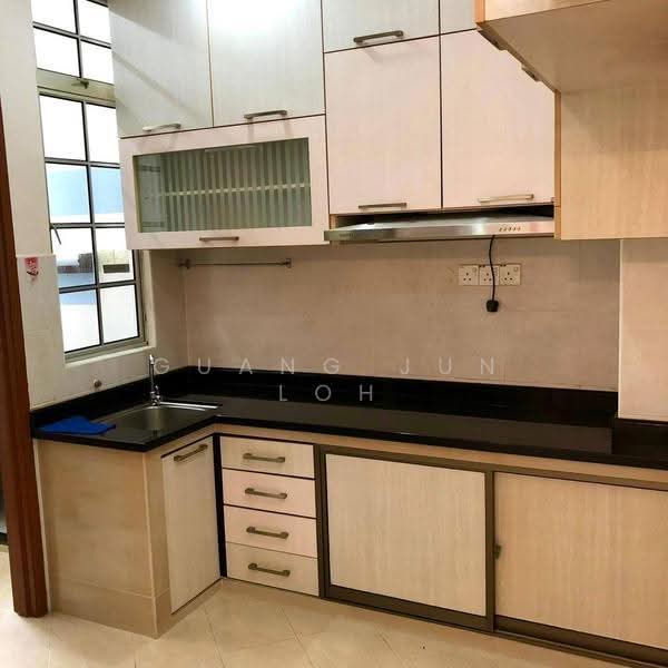 Rumah Teres untuk Dijual di Taman Setia Indah (Tebrau) - Guang Jun Loh - Kitchen - PropertyGuru.com.my
