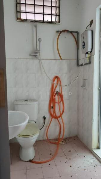 Kondominium untuk Dijual di Summer Park Townhouse @ Seri Alam - Bernard Lim - PropertyGuru.com.my
