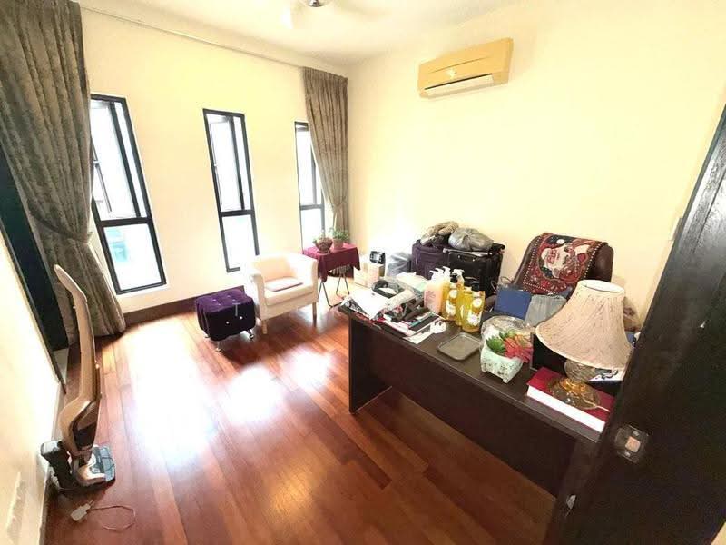 Rumah Banglo untuk Dijual di KL City Centre (Kuala Lumpur) - Teck Wee - Bedroom - PropertyGuru.com.my
