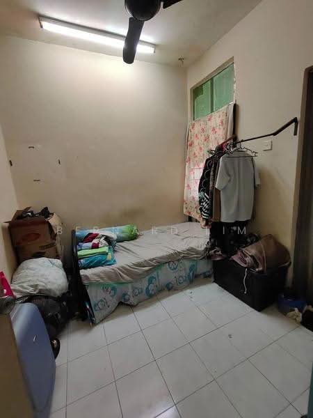 Kondominium untuk Dijual di Summer Park Townhouse @ Seri Alam - Bernard Lim - Bedroom - PropertyGuru.com.my