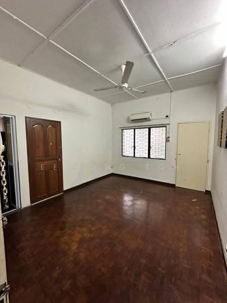 Semi-Detached House for Sale in Kampung Bahru (Johor Bahru) - Ee Fong Toh - Living Room - PropertyGuru.com.my