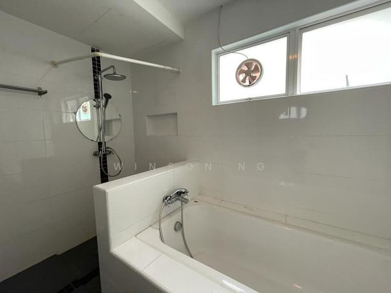 Kediaman Servis untuk Disewa di Ritze Perdana 2 - Winson Ng - Bathroom - PropertyGuru.com.my