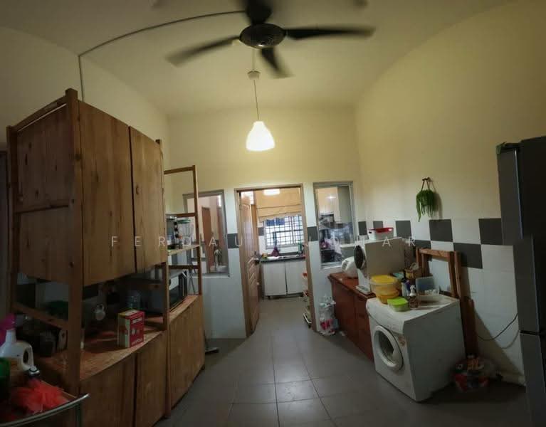 2-storey Terraced House for Sale in Taman Seri Pristana (Ijok) - Ferdaus Johar - PropertyGuru.com.my