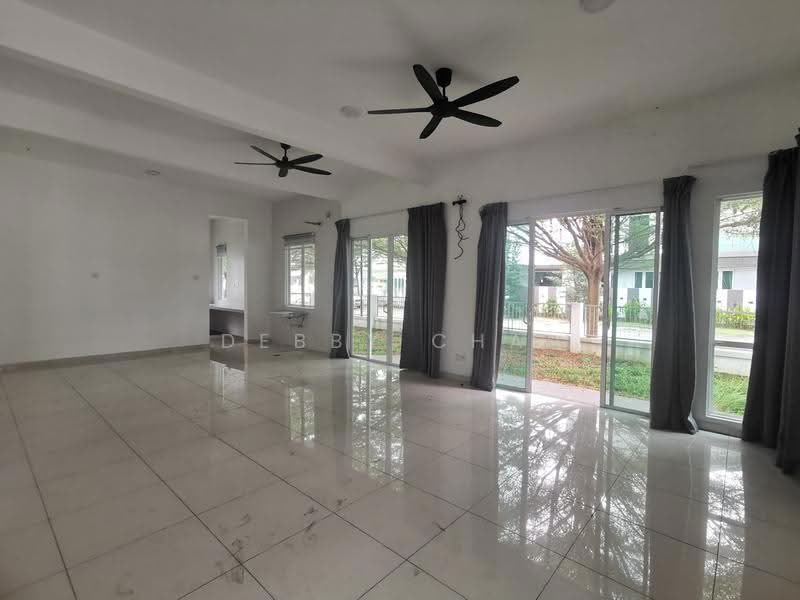 Semi-Detached House for Sale in d'Laman Greenville (Klang) - Debby Chai - Living Room - PropertyGuru.com.my
