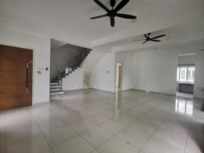 Semi-Detached House for Sale in d'Laman Greenville (Klang) - Debby Chai - Living Room - PropertyGuru.com.my