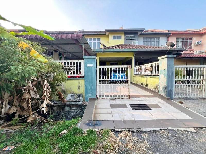 2-storey Terraced House for Sale in Nilai (Negeri Sembilan) - Aniq Azmi - Exterior - PropertyGuru.com.my