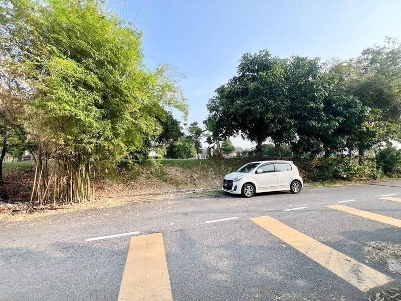 2-storey Terraced House for Sale in Nilai (Negeri Sembilan) - Aniq Azmi - Exterior - PropertyGuru.com.my