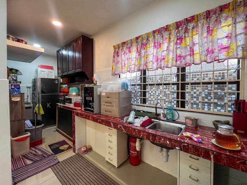 2-storey Terraced House for Sale in Desa Coalfields (Sungai Buloh) - Khairul Syafiq - Kitchen - PropertyGuru.com.my