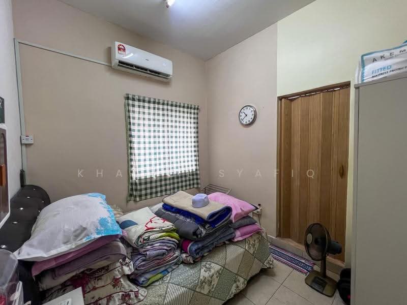 2-storey Terraced House for Sale in Desa Coalfields (Sungai Buloh) - Khairul Syafiq - Bedroom - PropertyGuru.com.my
