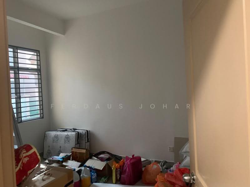 2-storey Terraced House for Sale in Taman Seri Pristana (Ijok) - Ferdaus Johar - PropertyGuru.com.my