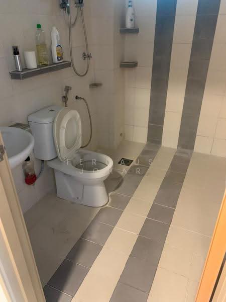 2-storey Terraced House for Sale in Taman Seri Pristana (Ijok) - Ferdaus Johar - PropertyGuru.com.my