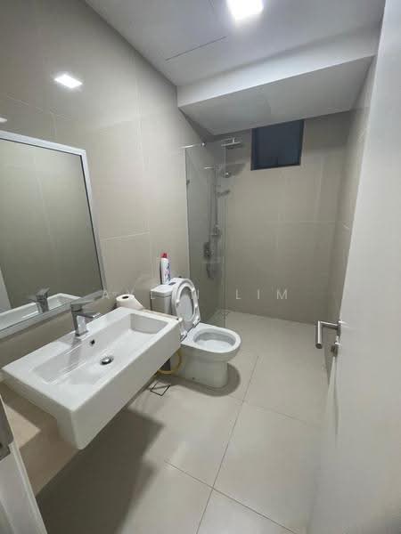 Service Residence for Rent at United Point (Residensi Berpadu) - Aylin Lim - Bathroom - PropertyGuru.com.my