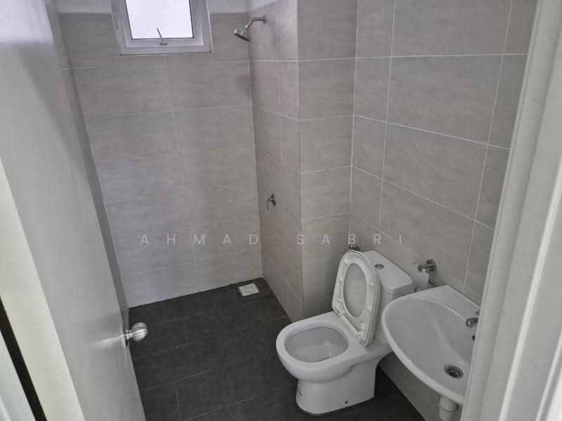 Apartment for Rent at Perdana Park @ Rawang - Ahmad Sabri - Bathroom - PropertyGuru.com.my